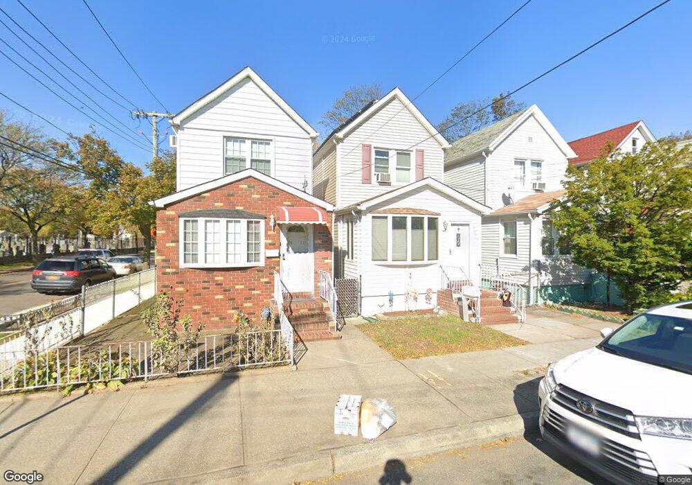 8403 108th Ave, Ozone Park, NY 11417 - photo 1