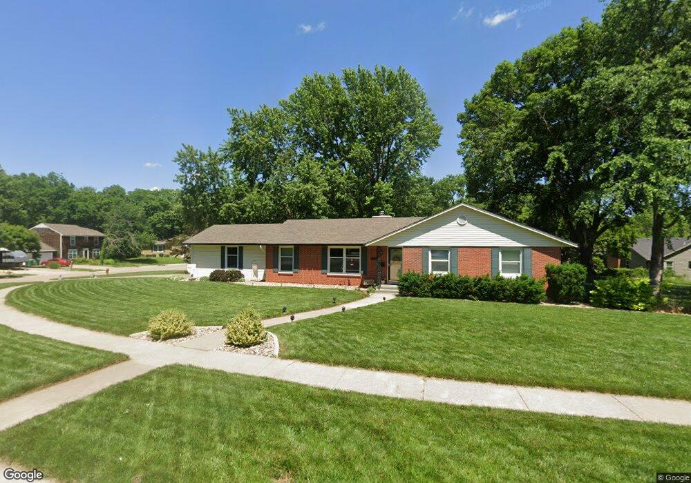 3230 SW 33rd Ct, Topeka, KS 66614 - photo 1