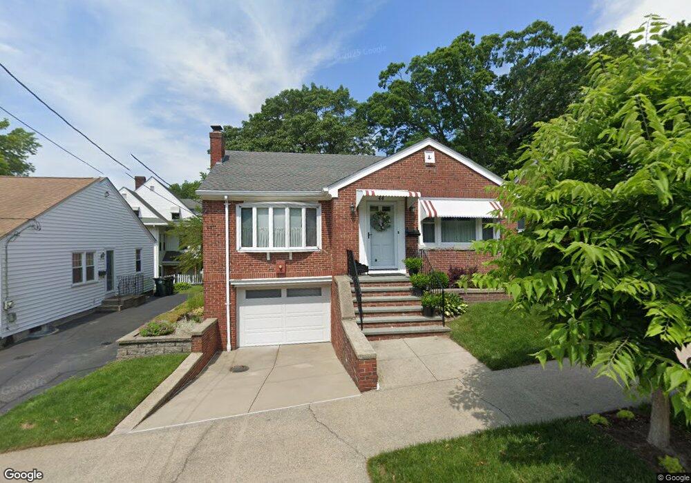 44 Lyndhurst Ave, Providence, RI 02908 - photo 1