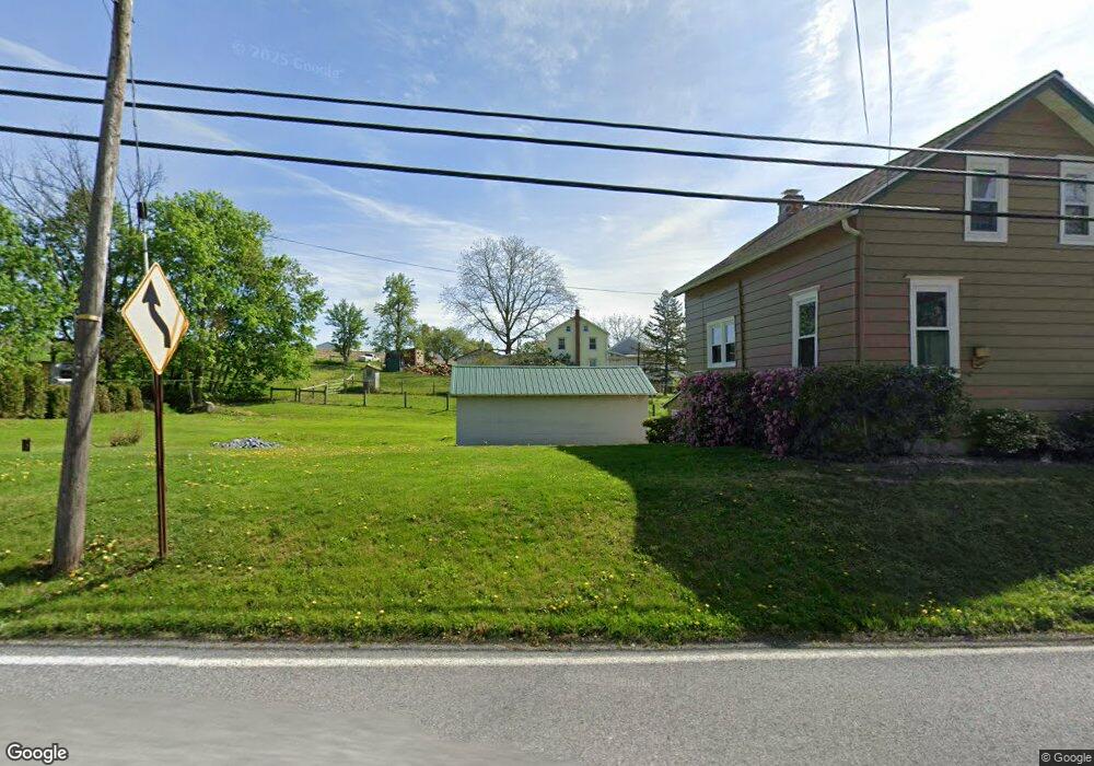 1189 Windsor Castle Rd, Hamburg, PA 19526 - photo 1