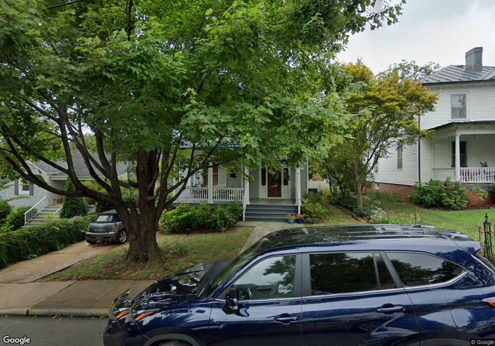 1114 E Jefferson St, Charlottesville, VA 22902 - photo 1