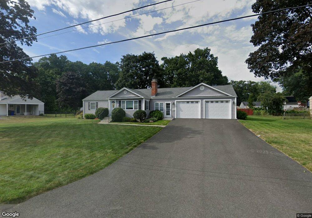 524 Denslow St, Windsor Locks, CT 06096 - photo 1