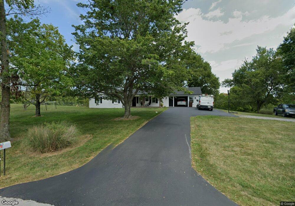 647 Rose Ln, Harrodsburg, KY 40330 - photo 1