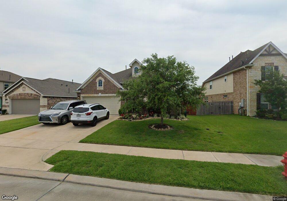 390 Lake Line Dr, Alvin, TX 77511 - photo 1