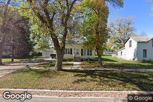 112 7th Ave SE, Pipestone, MN 56164