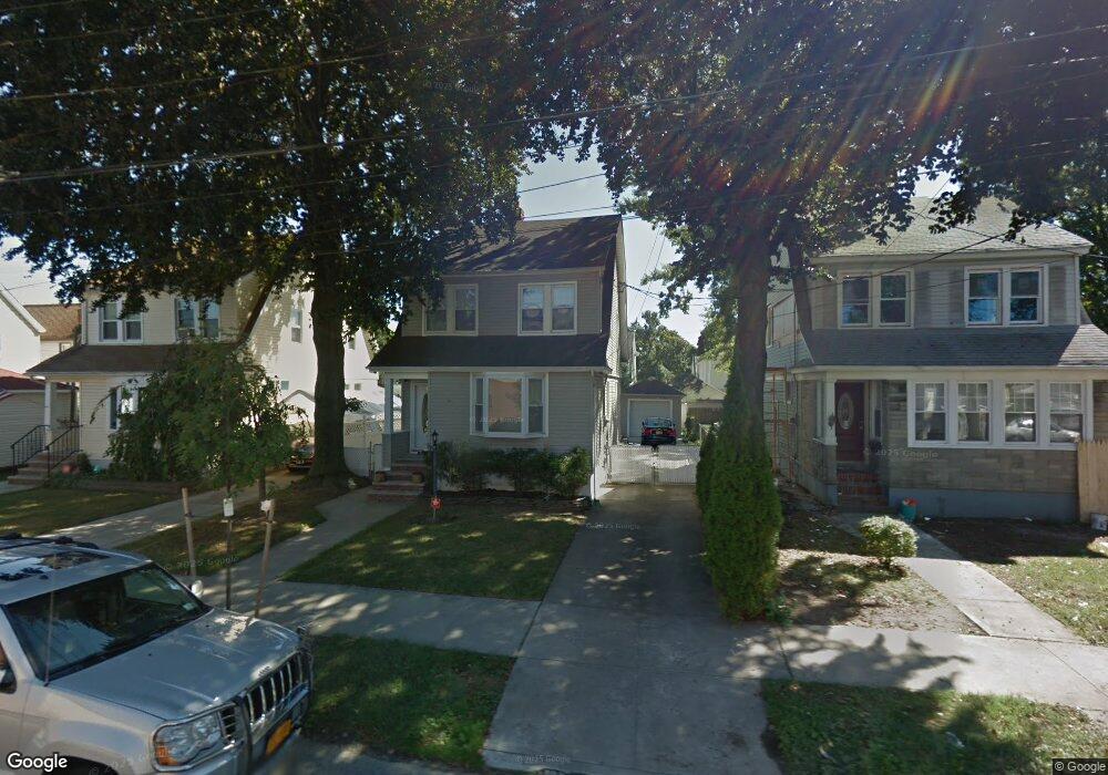 22424 92nd Ave, Queens Village, NY 11428 - photo 1