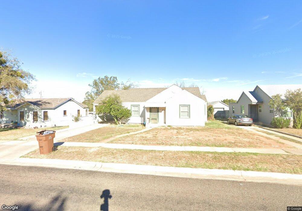 706 W 18th St, Big Spring, TX 79720 - photo 1