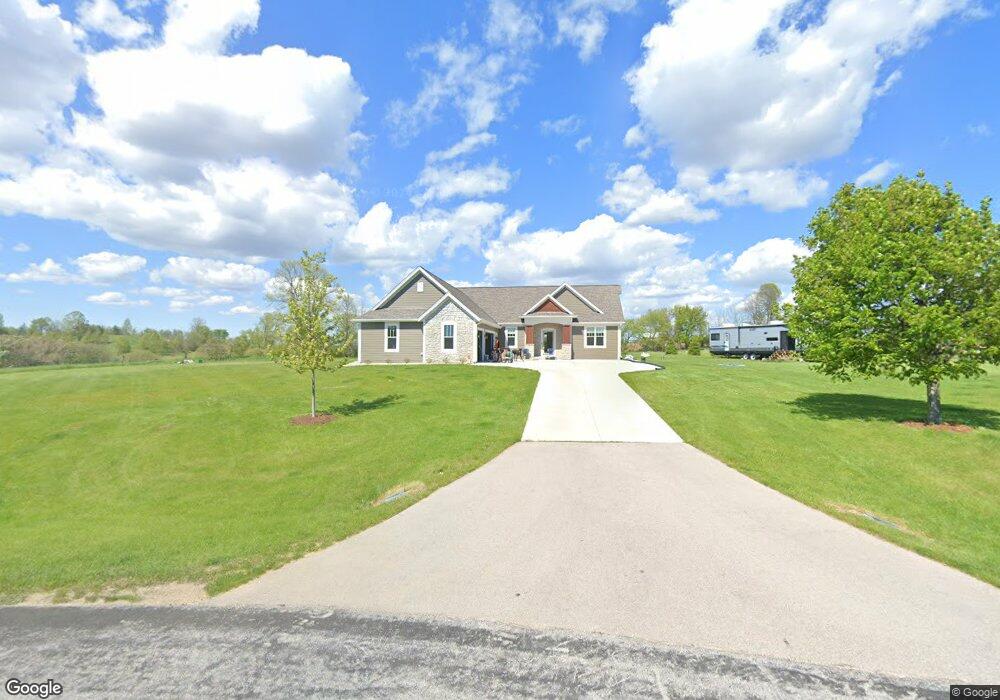 5440 Hideaway Cir, West Bend, WI 53090 - photo 1