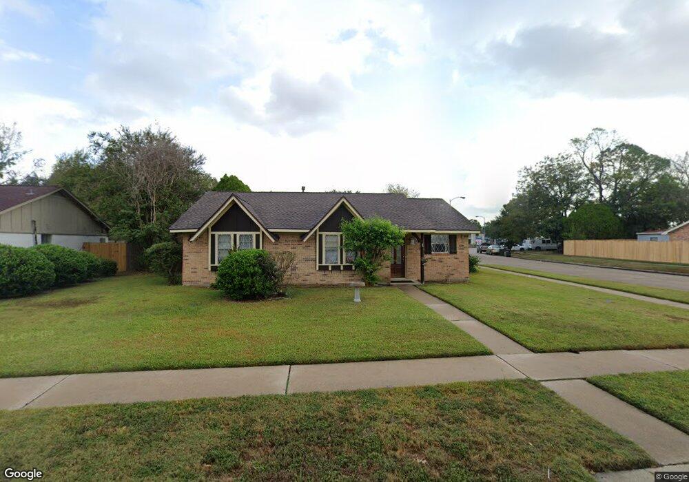 10402 Heather Hill Dr, Houston, TX 77086 - photo 1