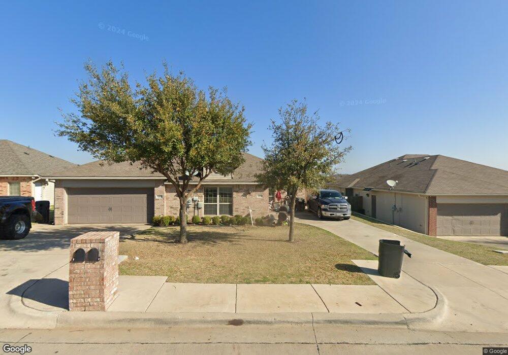 1038 Newcastle Dr, Weatherford, TX 76086 - photo 1