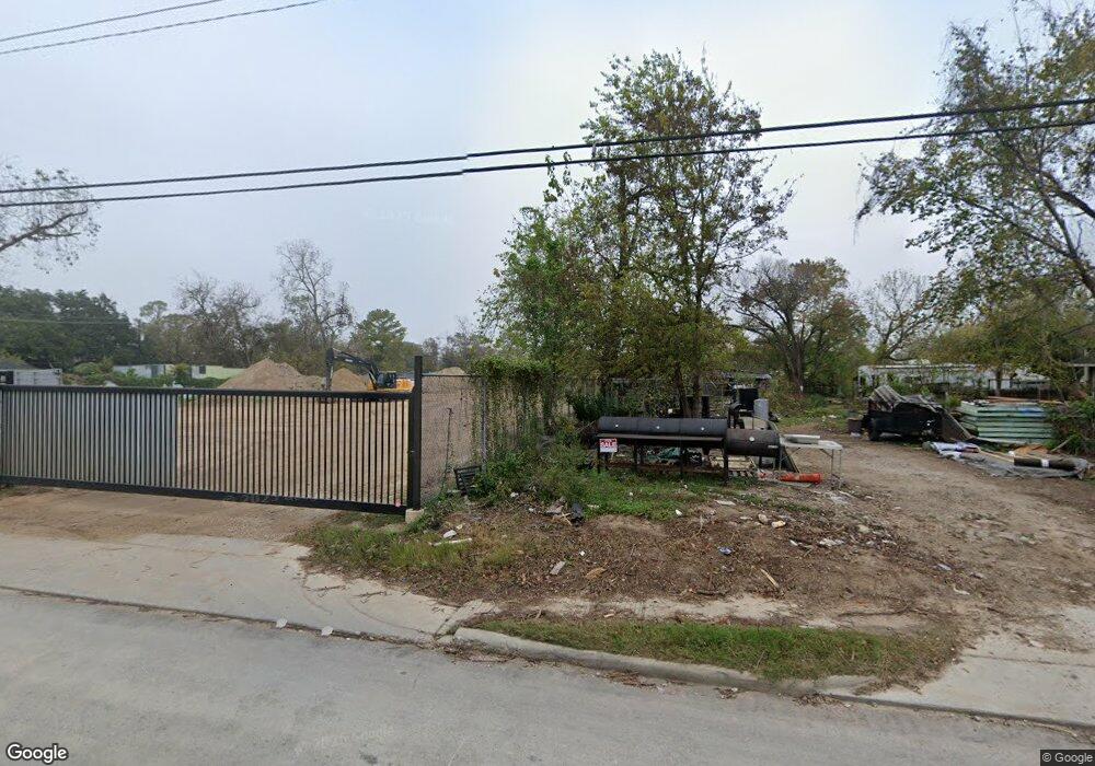 1714 W Little York Rd, Houston, TX 77091 - photo 1