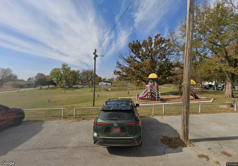 313 S Jordan St, Cleveland, OK 74020 - photo 1