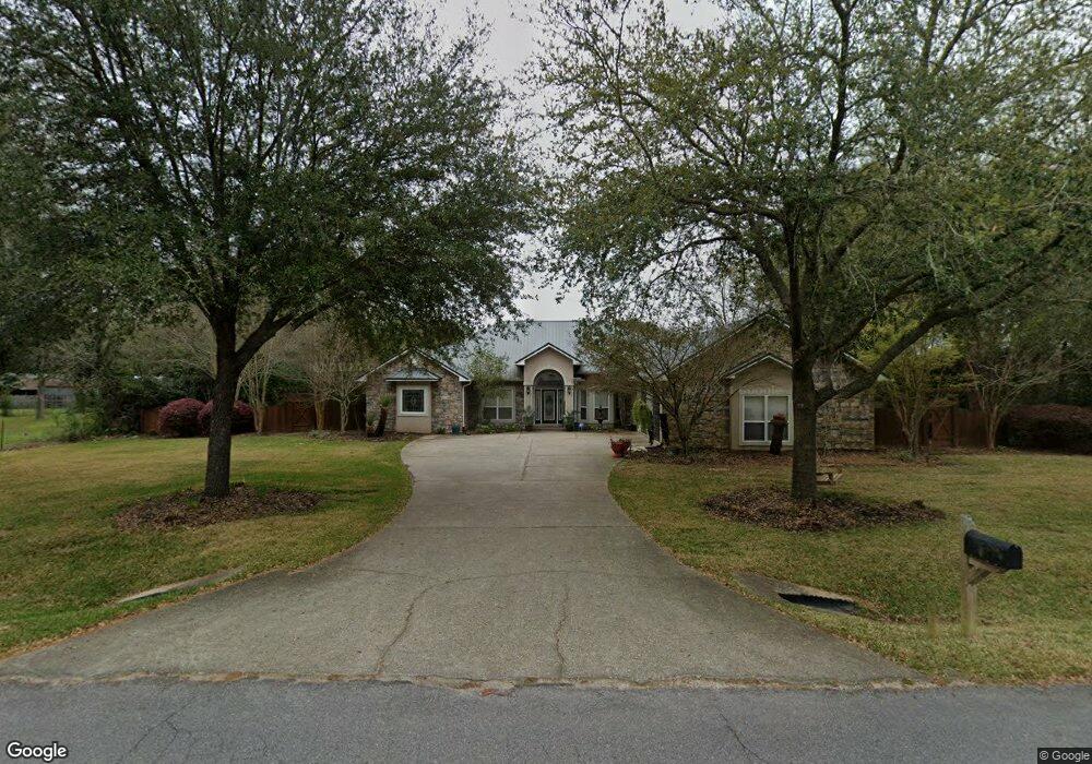 1303 Farmer St, Crestview, FL 32539 - photo 1