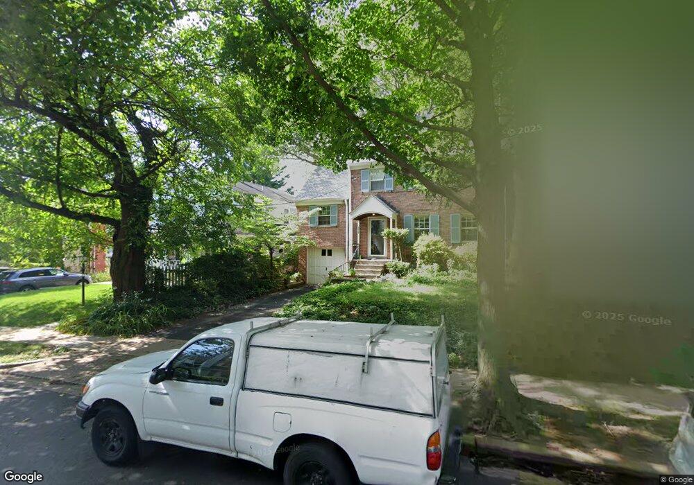 3513 Shepherd St, Chevy Chase, MD 20815 - photo 1