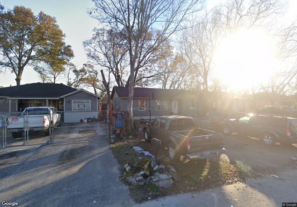 2710 Castledale Dr, Houston, TX 77093 - photo 1