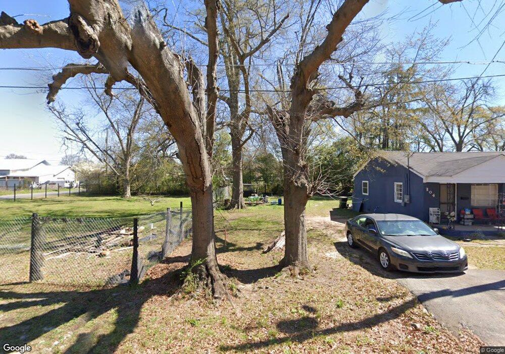 304 S 2nd St, Warner Robins, GA 31088 - photo 1