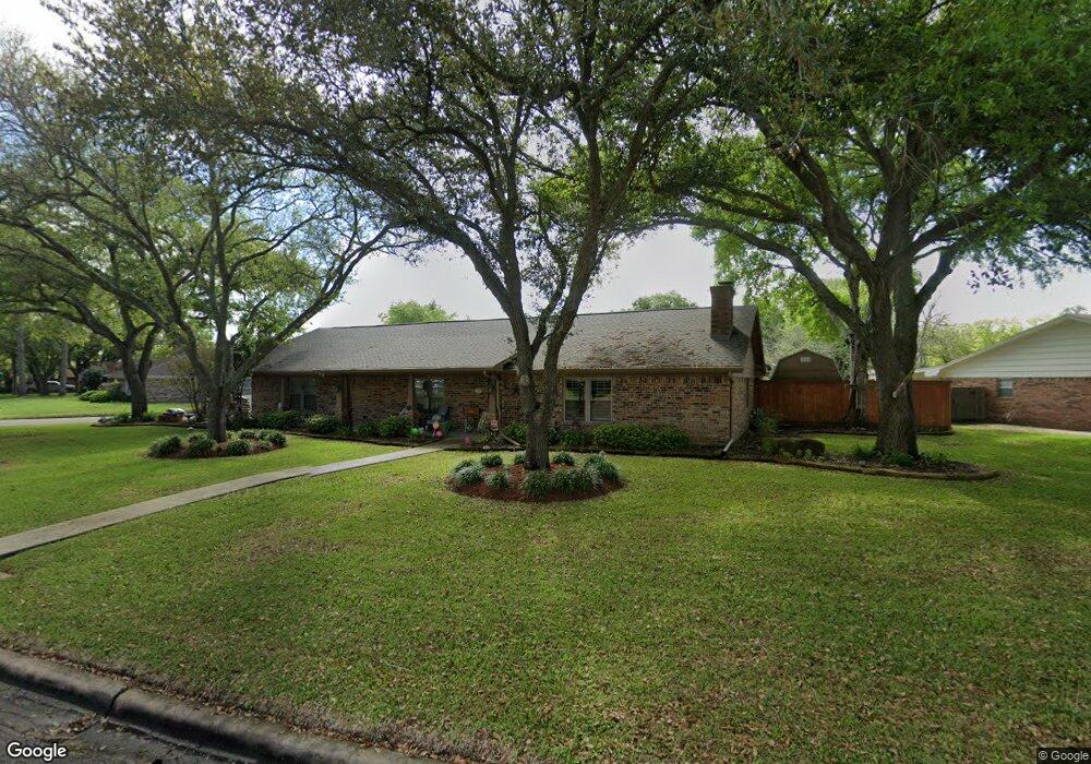 3820 Heatherglen St, Bay City, TX 77414 - photo 1