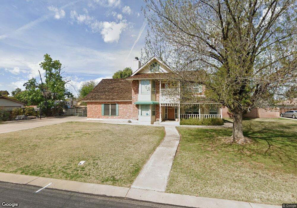 642 E Leah Ln, Gilbert, AZ 85234 - photo 1