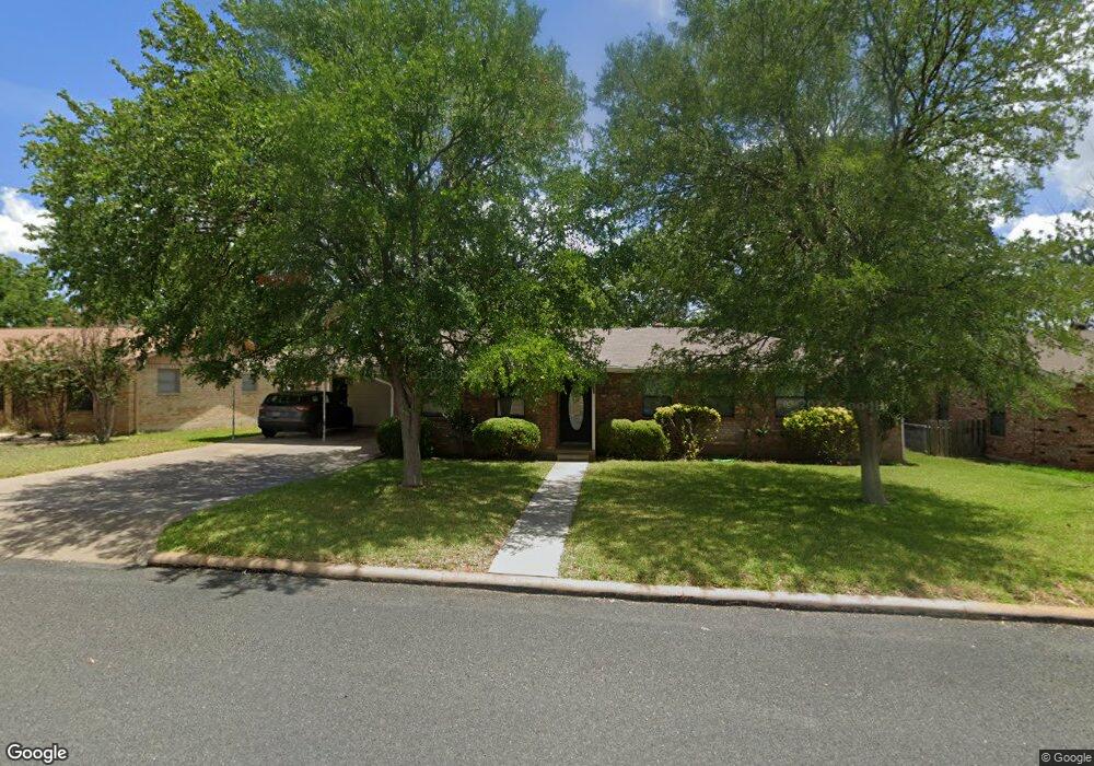 106 Glenmoor Dr, Fredericksburg, TX 78624 - photo 1