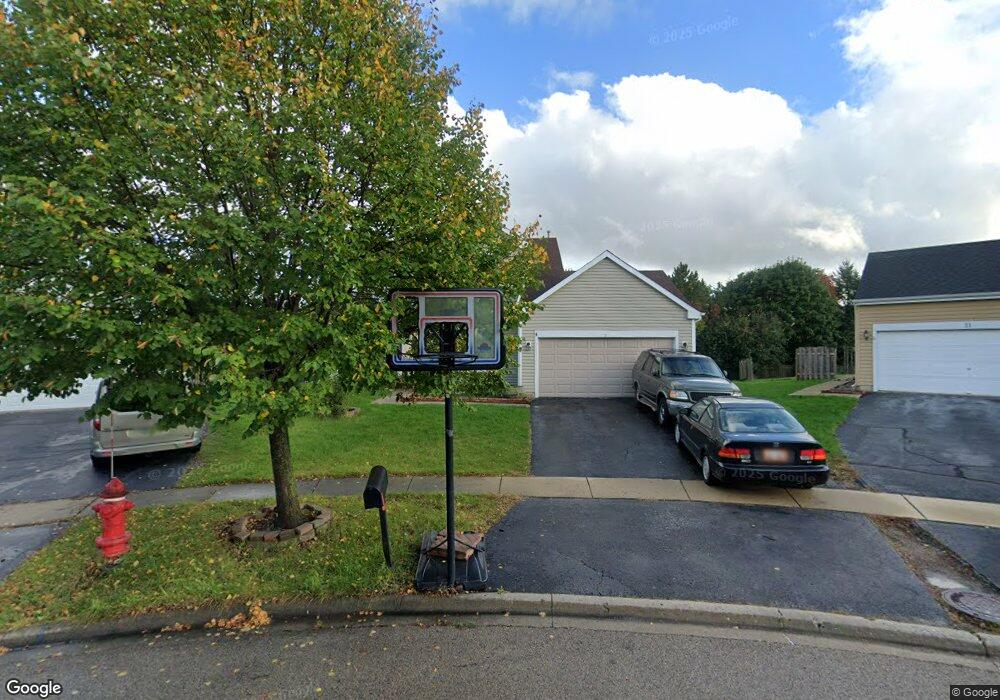 8 Carl Ct, Lake In the Hills, IL 60156 - photo 1