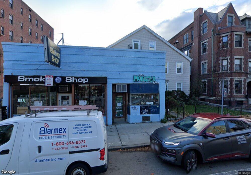 898 Massachusetts Ave unit 2, Cambridge, MA 02139 - photo 1