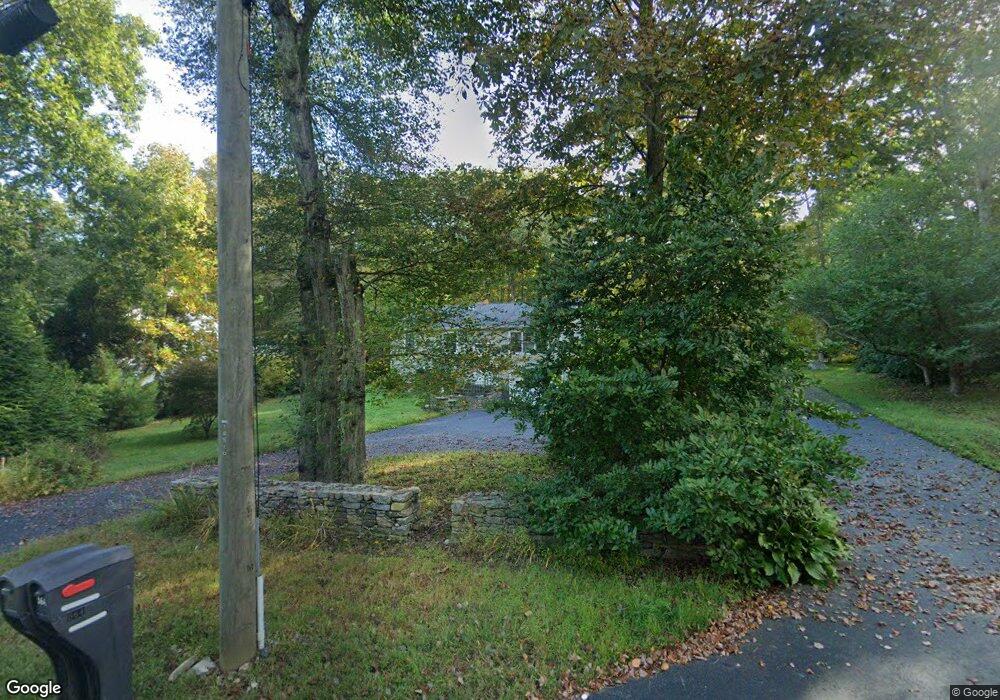 568 Cow Hill Rd, Mystic, CT 06355 - photo 1