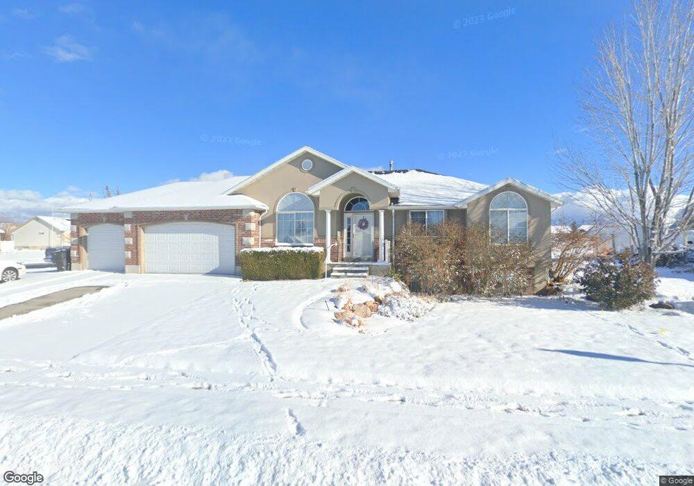 2494 N 2350 W, Clearfield, UT 84015 - photo 1
