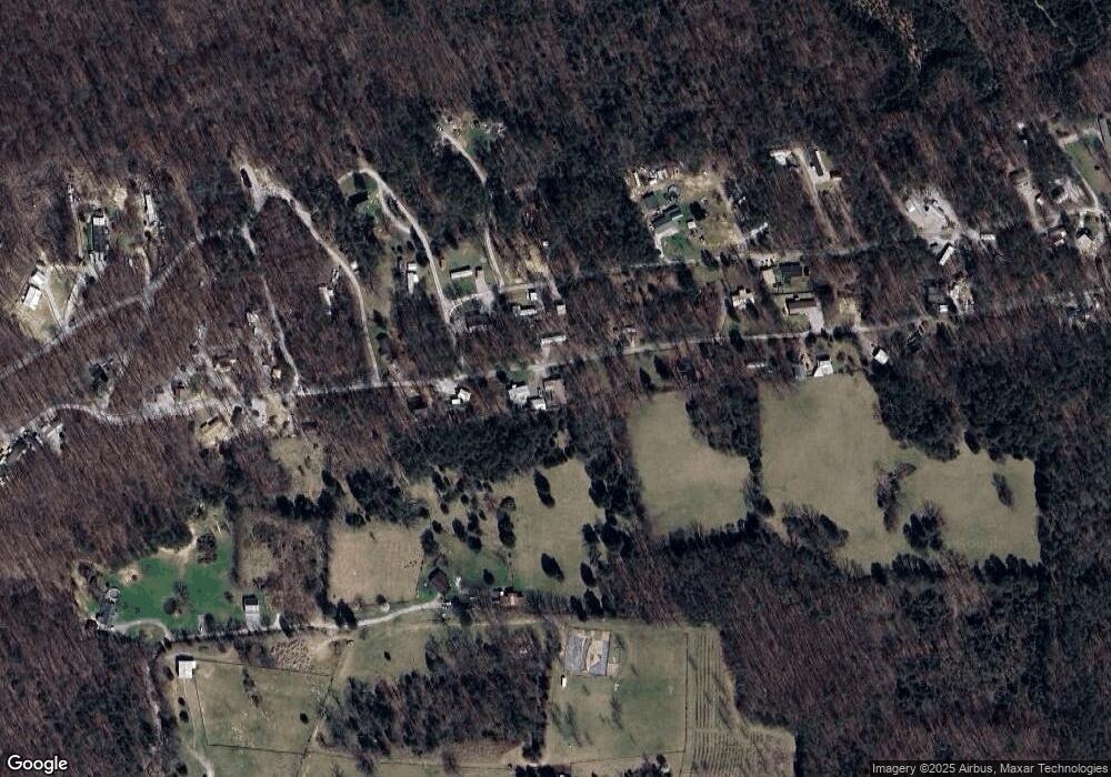 48 Walker Dr, Burnside, KY 42519 - photo 1