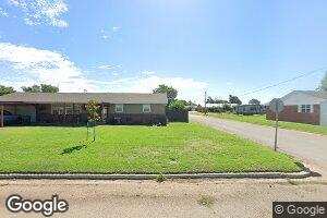 722 S Santa fe, Mooreland, OK 73852