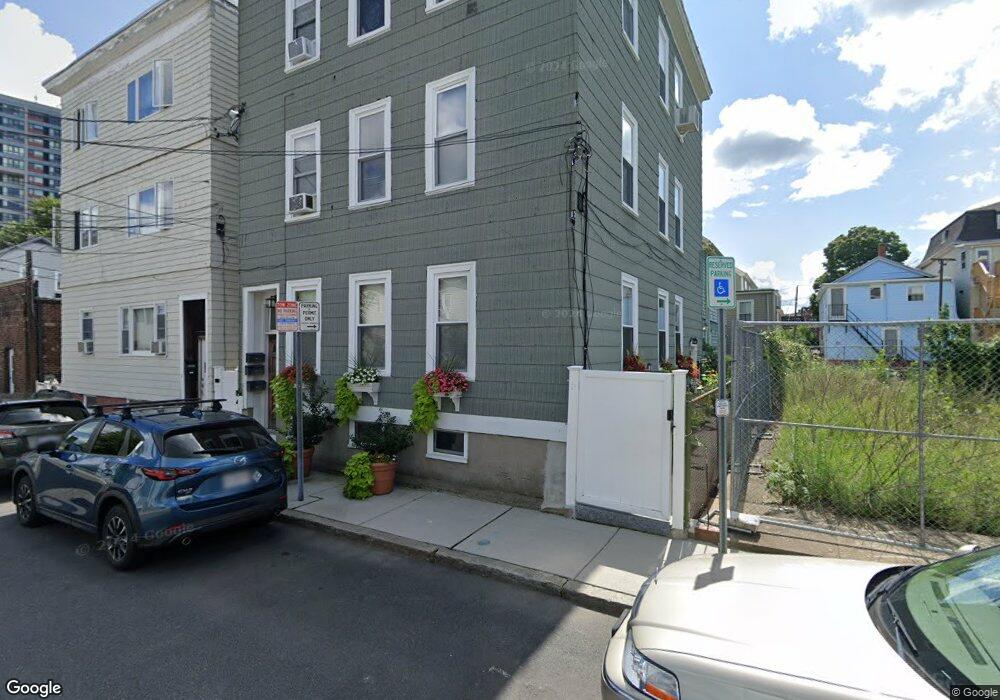 10 Porter St unit 10R, Cambridge, MA 02141 - photo 1