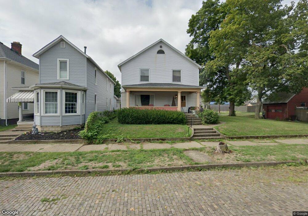 221 E Franklin St, Circleville, OH 43113 - photo 1