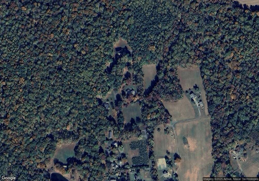 3504 Twin Oak Ln, Huntingtown, MD 20639 - photo 1