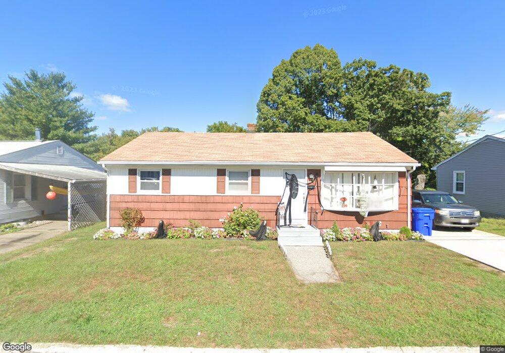 41 Prentice Ave, Pawtucket, RI 02860 - photo 1