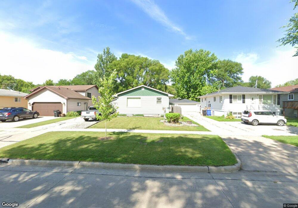 1409 16th St S, Fargo, ND 58103 - photo 1