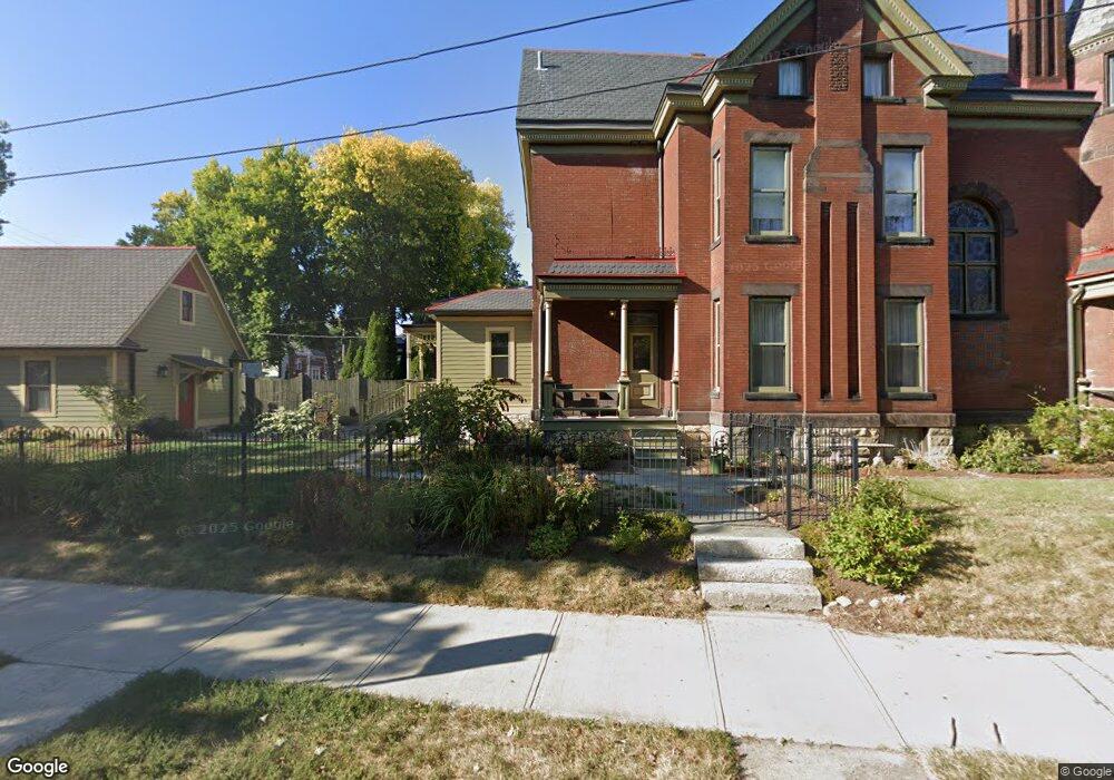 297 W 5th Ave, Columbus, OH 43201 - photo 1