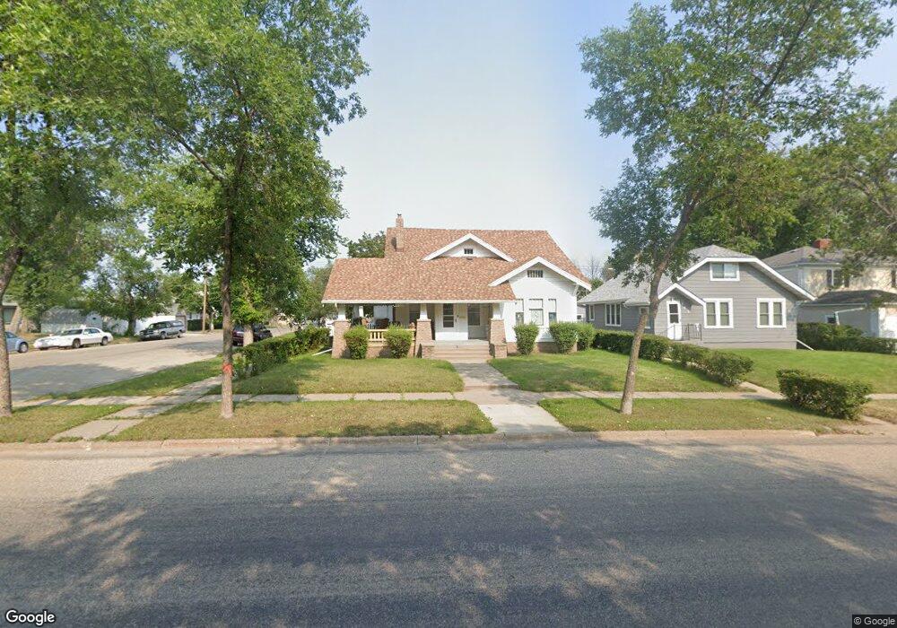 701 4th Ave SE, Jamestown, ND 58401 - photo 1