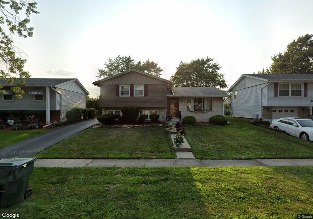 17116 Locust Dr, Hazel Crest, IL 60429 - photo 1