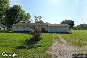609 Lakeview Dr, Perry, MO 63462