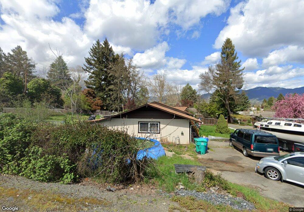 112 Swarthout Dr, Grants Pass, OR 97527 - photo 1