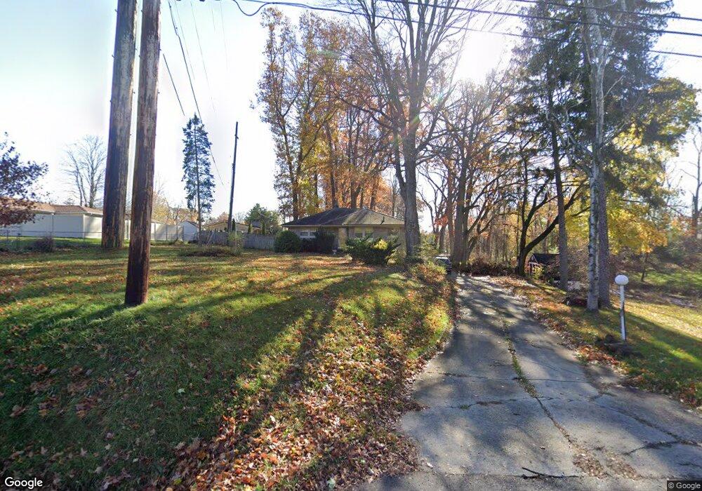 4521 Old Lansing Rd, Lansing, MI 48917 - photo 1