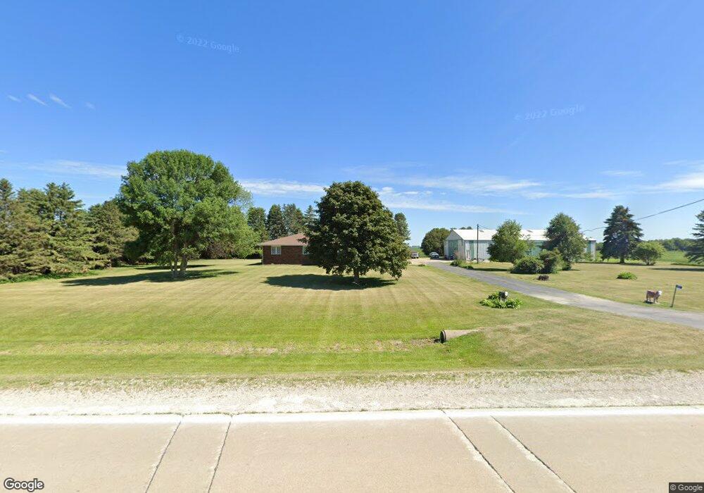 3935 Central City Rd, Center Point, IA 52213 - photo 1