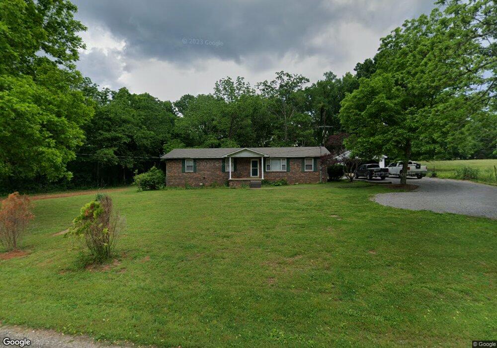 135 Greer Rd, Shelbyville, TN 37160 - photo 1