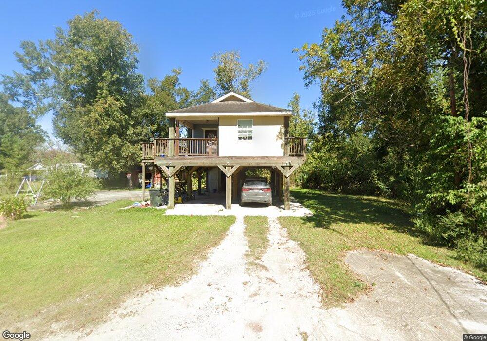 313 Hidalgo Dr, Houma, LA 70363 - photo 1