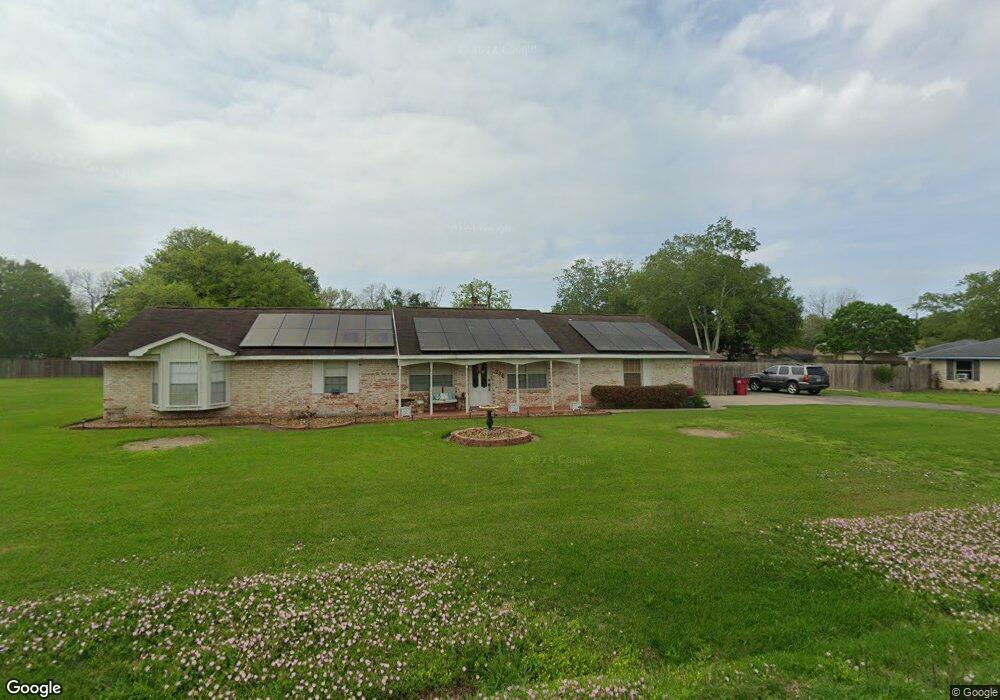 236 Trinity St, Bay City, TX 77414 - photo 1