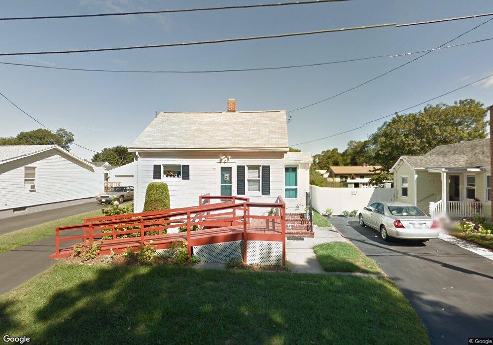 2 Holland St, South Dartmouth, MA 02748 - photo 1