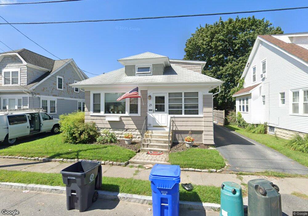 25 Elinora St, Riverside, RI 02915 - photo 1