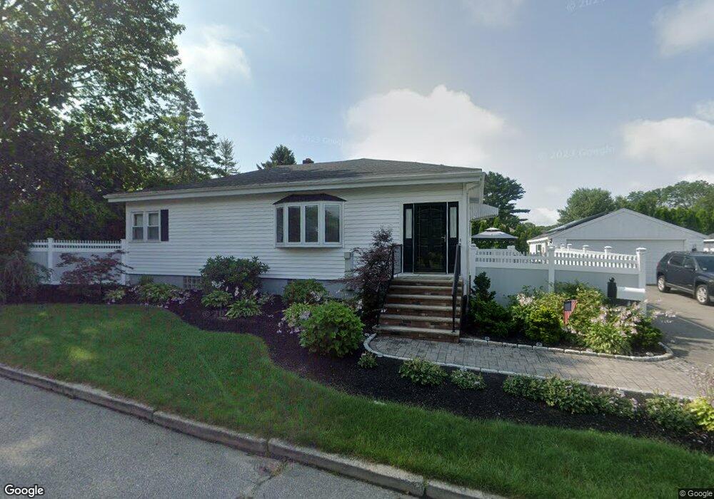 34 Edgeworth St, South Dartmouth, MA 02748 - photo 1