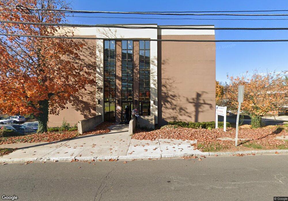 27 Hospital Ave unit 203, Danbury, CT 06810 - photo 1