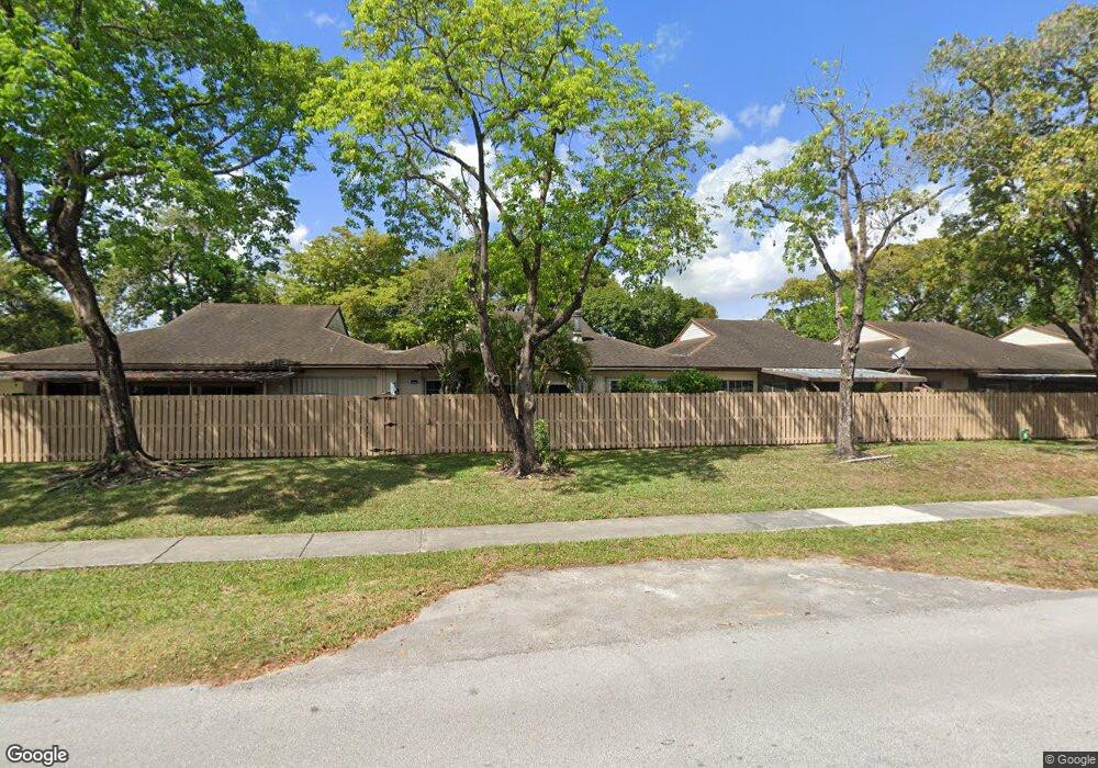 7506 Nova Dr unit 4, Davie, FL 33317 - photo 1