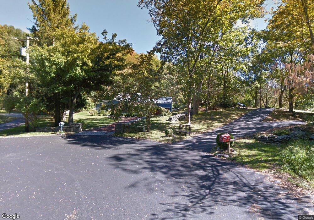 30 Millbrook Place, Bedford, NY 10506 - photo 1